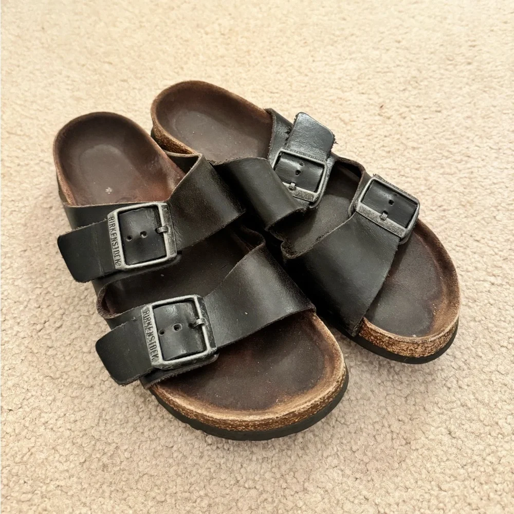 Women’s Birkenstock sandals - Picture 1 of 3